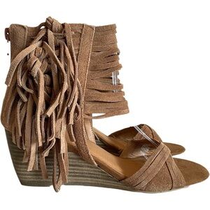 Yellow Box Kenzie Chestnut Suede Leather Fringe Wedge Sandals Shoes NEW